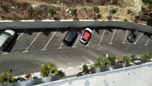 شقة مفروشة 3 غرف حمامين مطبخ وصالون