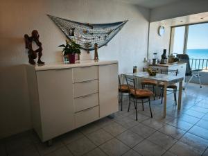 Appartement 50 m2 climatisé en front de mer, plage à 10m