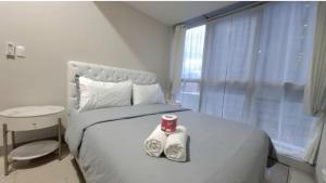 2BR at the FORT BGC near Malls, Restaurants & Shops