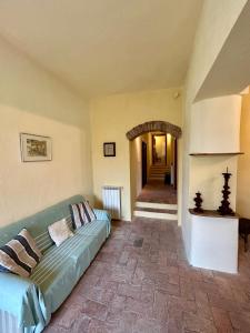 Podere Campalfi, Large Apartment
