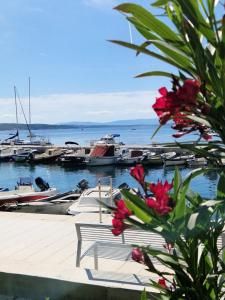 FIORE Seaview Rooms - Premium Location