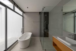 Horizon J1 Villa l Private Pool 3BR Near Nimman