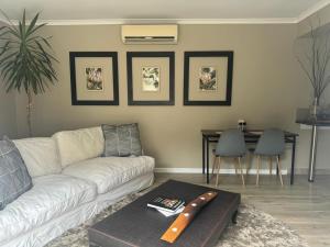 The Cottage on Alphen