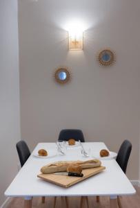 Appartements Semillon - Baignoire Balneo plein centre : photos des chambres