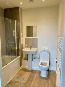 Spacious Erith Apartment