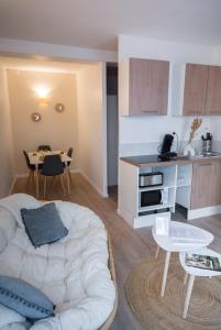 Appartements Semillon - Baignoire Balneo plein centre : photos des chambres