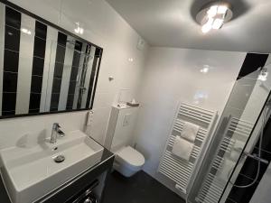 Hotels Hotel Arok : Chambre Double Standard - Annexe