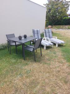 Appartements Charmant studio tout equipe : Appartement 1 Chambre