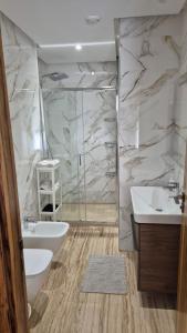 Schöne Ferienwohnung mit Pools