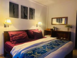 Oak Wood Residency Kandy