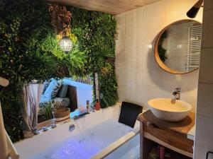 Appartements Loveroom African vibe : photos des chambres