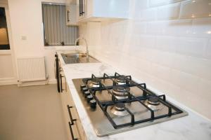 5BDR Spacious En-suite Accomodation