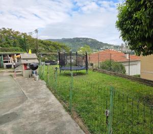 T2 rez de jardin de villa au calme