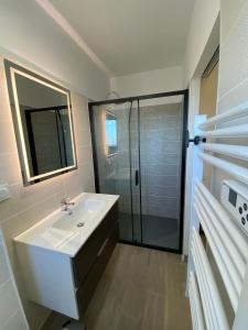 Maisons de vacances Studio et chambres V I P : photos des chambres