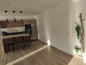 Haut de Villa avec piscine