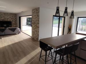 Villas Haut de Villa avec piscine : Villa avec Piscine Privée