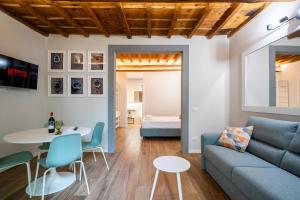 Guelfa 4 Guests with terrace, AC & Wi-Fi