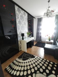 Blackapartment