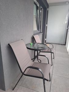 Warsaw Smart Apartment with Parking