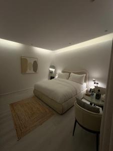 استديو جديد بتصميم هادي