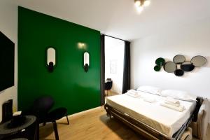 BARI SUITE APARTMENTS - Modern House