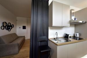 BARI SUITE APARTMENTS - Modern House