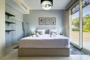 The Groundlight 1BDR Mangroovy Free Beach & Pool