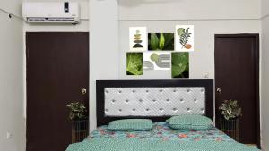 Apna Adda for ladies only