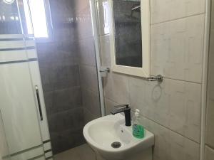 Alfares Hotel
