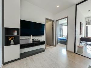 The base central Pattay CD