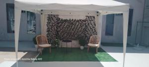 Spacious seaside house in Nea Makri