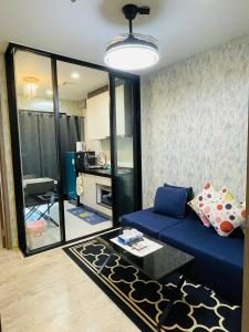 The base Central Pattaya 271 by Numam