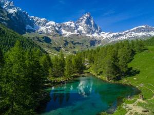 Cervinia Ski Apartment Francois - Private Hot Tub Terrace, Central Location