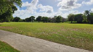 Modern 2BDR - Pool & Golf View