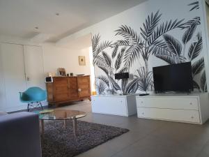 APPART DANS VILLA AVEC GRANDE TERRASSE PRIVATIVe