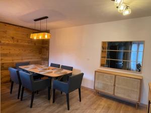 Appartements Le Cocon Appartement 4a 6 couchages 75 M2 avec terasse : photos des chambres