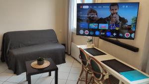 Posé sur la plage plein centre ville