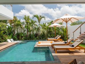 Lux 500sqm 5BR Villa, 400m to FINNS & Canggu Beach