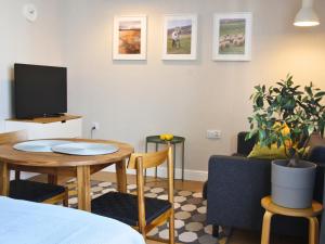 Apartament Studio 208