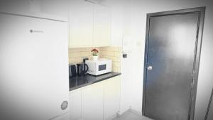 Canary wharf cottage