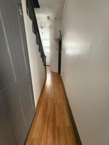 Canary wharf cottage