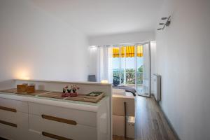 Appartements VISTA MARE AP4459 By Riviera Holiday Home : photos des chambres