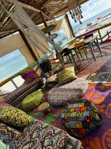 FURAHA BEACH ROOMS