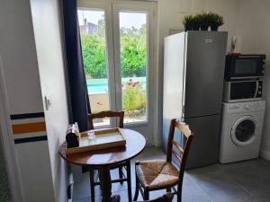 Maisons de vacances Jolie villa avec piscine dans le St emilionnais : photos des chambres