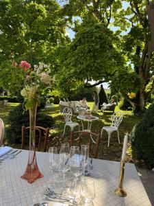 Maisons d'hotes Chambres d'hotes La Massonniere avec grand jardin - ideal familles, groupes et sejour nature - Sarthe : photos des chambres