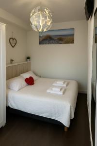 Habitacion con baño privado y mini-cocina privada en casa particular, acceso independiente