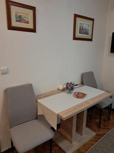 Studio apartman Zara