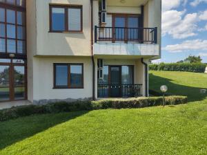 Апартамент в Oasis beach Kamchia - Стъпки в пясъка