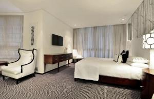 Hotel ROYEL PLAZA Near Delhi Airport Unit by Gross Group