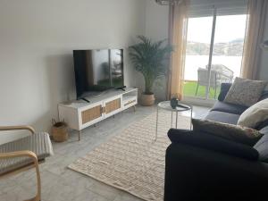 Apartamento con piscina y vistas - Cómpeta